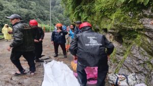 केदारनाथ पैदल यात्रा मार्ग पर हादसा, महाराष्ट्र की महिला श्रद्धालु की पत्थर लगने से मौत