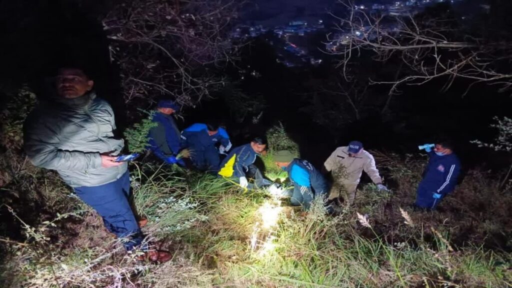 पिथौरागढ़ में होटल के पास जंगल में मिला युवक का शव, लोग कर रहे तरह-तरह की चर्चा, पुलिस कर रही है जांच