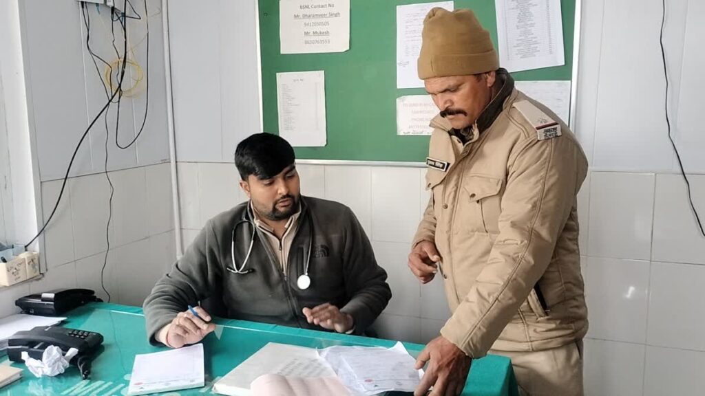 चंद मिनटों में जिंदगी की जंग हारा 28 साल का रेहान, हरिद्वार से मसूरी ले गया था टेंपो ट्रैवलर, अचानक बिगड़ी तबीयत