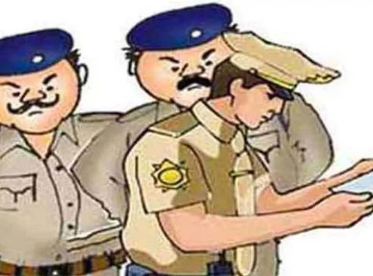 होटल मैनेजमेंट के छात्रों को विदेश में नौकरी का झांसा देकर ठगे लाखों रुपए, 12 लोगों के खिलाफ मुकदमा दर्ज